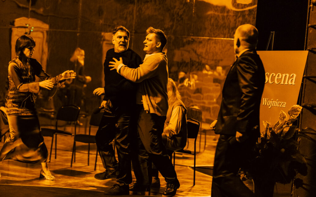 Fotografia ze spektaklu ,,Zamach na Narodowy Stary Teatr"