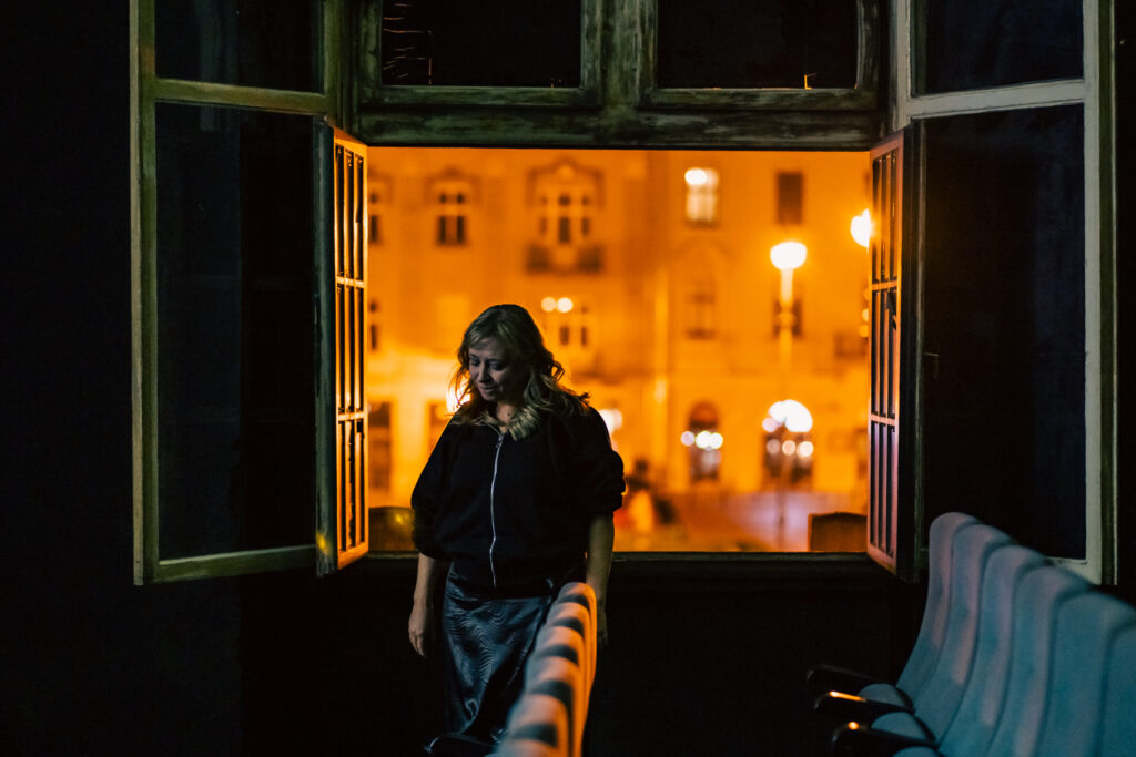 Dorota Segda w spektaklu ,,Zamach na Narodowy Stary Teatr”